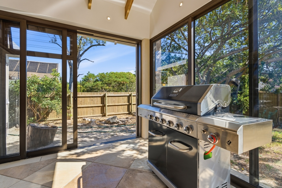 3 Bedroom Property for Sale in Pinelands Western Cape